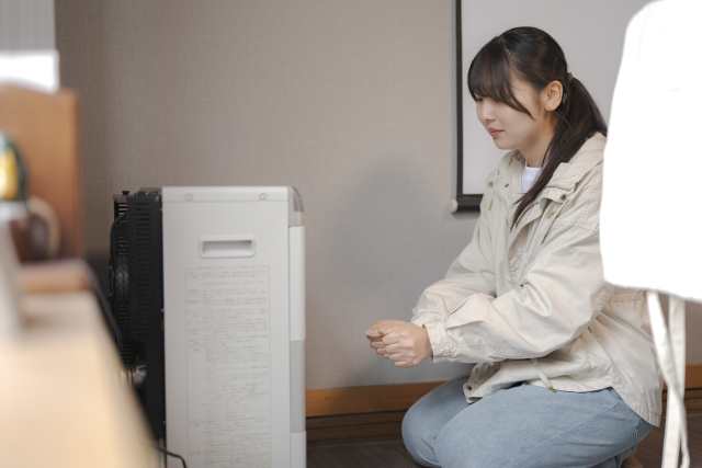 防寒姿勢が腰痛を悪化させるメカニズム