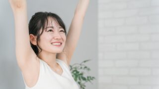 年末年始の疲れをリセットしてスッキリした様子の女性