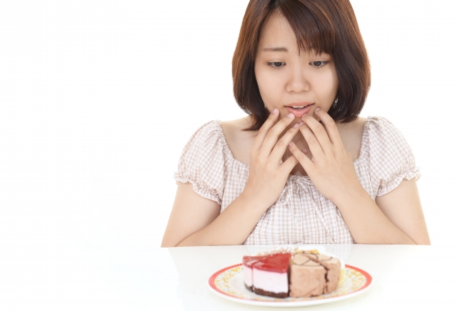 「甘いものが止まらない」は体からのサイン⁉がんばるママのための、がんばらないダイエット