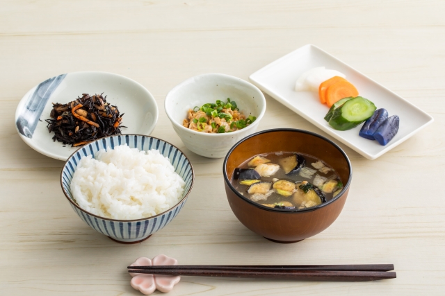 痩せたいママほど主食を抜く罠。「ごはん」は最高のダイエット食材