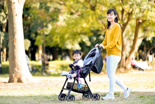 産後の腰痛があるけど歩いていい?ウォーキングを始めるときの注意点