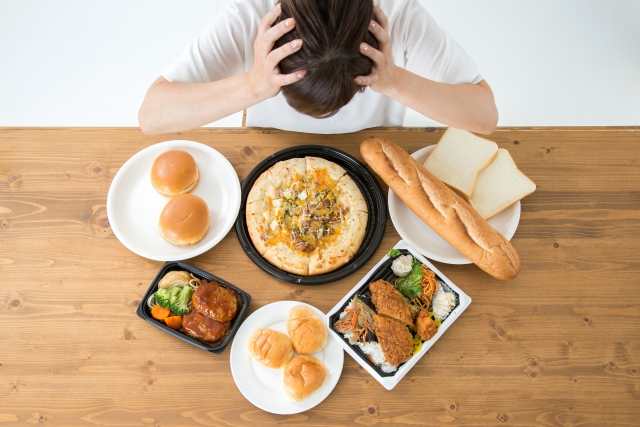 産後ダイエットで夜だけ食事を減らせば痩せる?見直したい食事の考え方