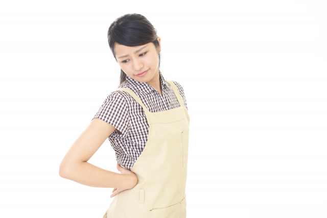 産後の腰痛は腰だけが原因じゃない?股関節の硬さと腰への負担の関係